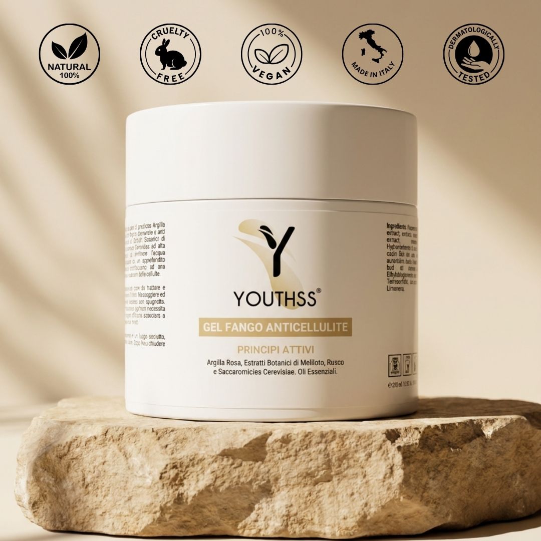 Gel Fango Anticellulite Youthss su piedistallo di pietra — 100% Natural, Cruelty Free, Vegan, Made in Italy | Cosmetica biotecnologica anticellulite